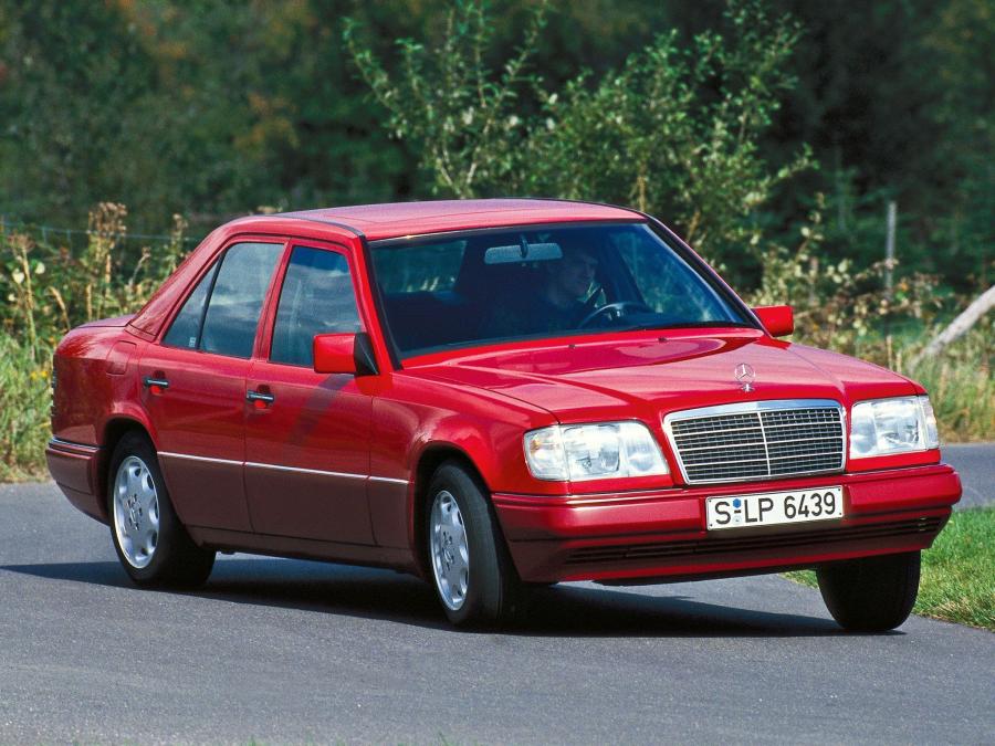  Mercedes-Benz E280 1994 года  (фото 1 из 1)